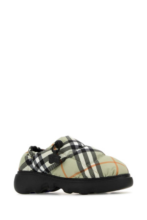 Подушка з принтом Pillow Check slip ons BURBERRY (8094483) Подушка з принтом Pillow Check slip ons BURBERRY (8094483)