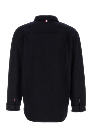 Оверсайз-рубашка из хлопковой смеси темно-синего цвета Black THOM BROWNE (MJT495AJ0160) Оверсайз-рубашка из хлопковой смеси темно-синего цвета Black THOM BROWNE (MJT495AJ0160)