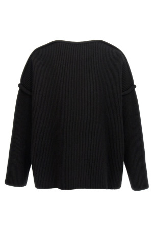 Свитер с геометрическим вырезом Черный JIL SANDER (J21GP0153J14747001) Свитер с геометрическим вырезом Черный JIL SANDER (J21GP0153J14747001)