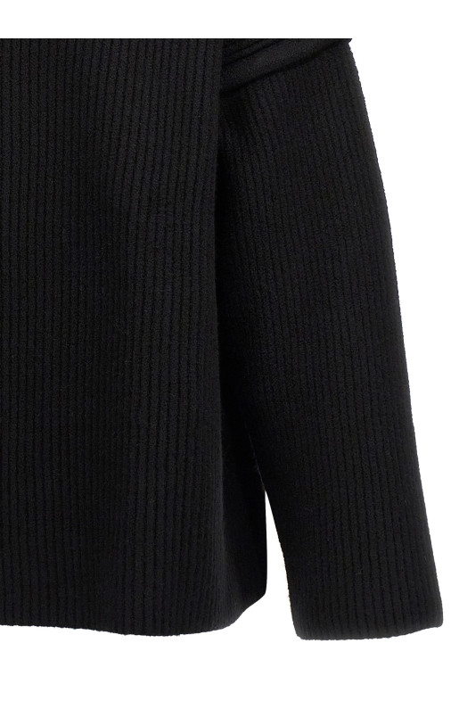 Светр з геометричним вирізом Чорний JIL SANDER (J21GP0153J14747001) Светр з геометричним вирізом Чорний JIL SANDER (J21GP0153J14747001)