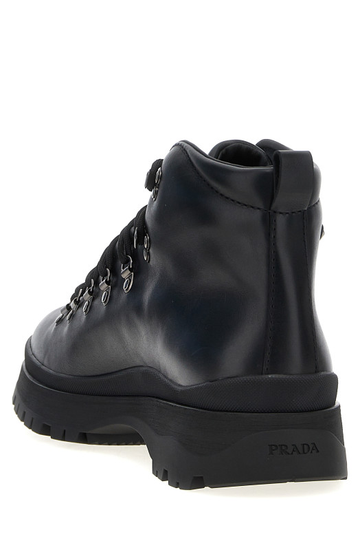 Шкіряні ботильйони з логотипом Чорний PRADA (2TE201FG000070F0002) Шкіряні ботильйони з логотипом Чорний PRADA (2TE201FG000070F0002)