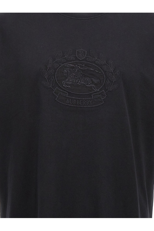 Футболка з вишивкою логотипу Чорна BURBERRY 8095104BLACK Футболка з вишивкою логотипу Чорна BURBERRY 8095104BLACK