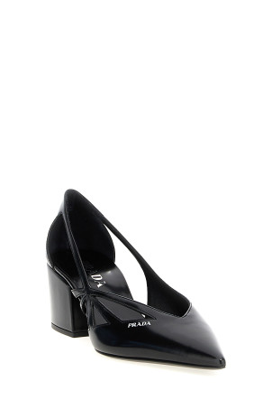 Вирізані туфлі-човники Чорний PRADA (1I741NFDB55055F0002) Вирізані туфлі-човники Чорний PRADA (1I741NFDB55055F0002)