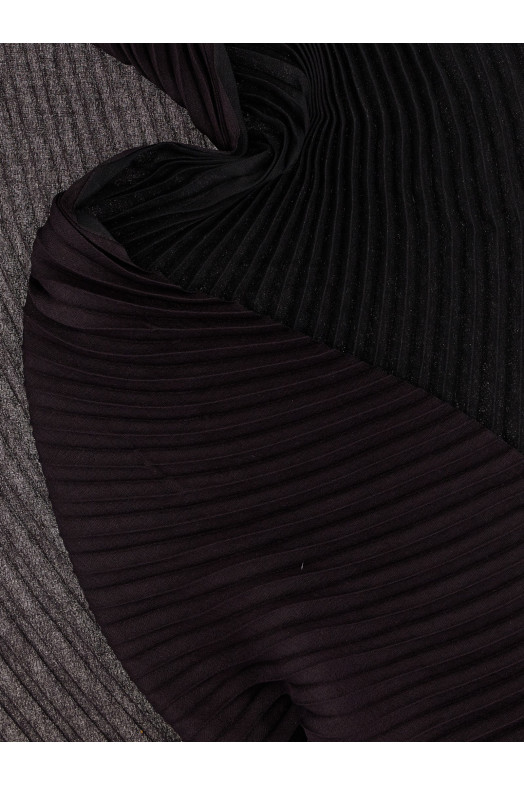 'Double Pleats' stole Black 'Double Pleats' stole Black