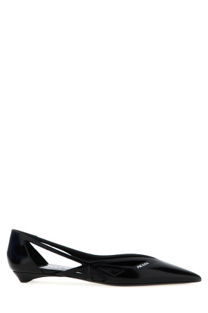 Балетки з вирізаної шкіри Чорні PRADA (1F732NFD015055F0002) Балетки з вирізаної шкіри Чорні PRADA (1F732NFD015055F0002)