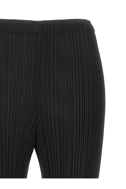 Брюки PLEATS PLEASE ISSEY MIYAKE 'Basics' Черный PP49JF11115 Брюки PLEATS PLEASE ISSEY MIYAKE 'Basics' Черный PP49JF11115