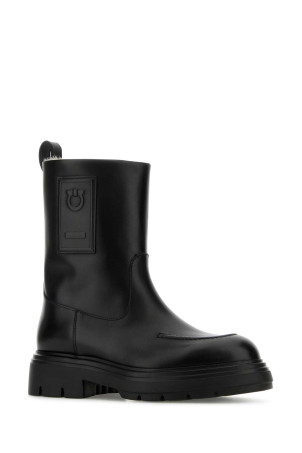 Черные кожаные ботильоны Tirba Черные SALVATORE FERRAGAMO (01I830776772) Черные кожаные ботильоны Tirba Черные SALVATORE FERRAGAMO (01I830776772)