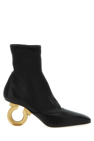 Ботильйони Adhar Чорний FERRAGAMO (0763424BLACK) Ботильйони Adhar Чорний FERRAGAMO (0763424BLACK)