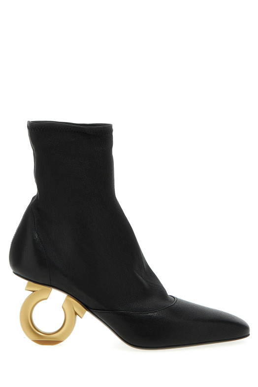 Ботильйони Adhar Чорний FERRAGAMO (0763424BLACK) Ботильйони Adhar Чорний FERRAGAMO (0763424BLACK)