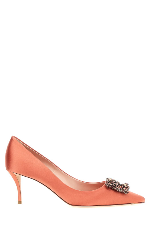 'Efflorescence' pumps Pink